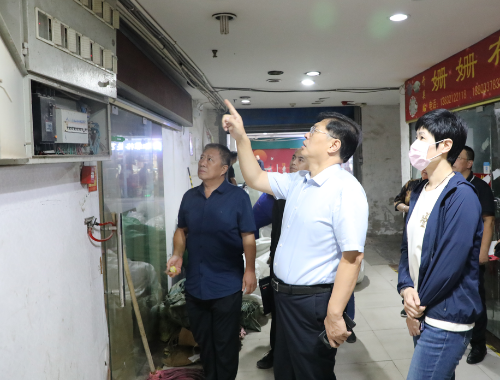 常山集團(tuán)中秋、國慶“雙節(jié)”不停產(chǎn) 主要領(lǐng)導(dǎo)帶隊(duì)開展調(diào)研