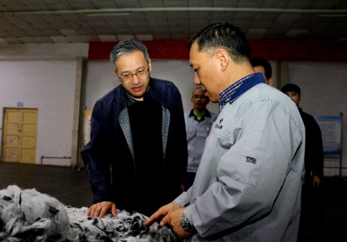 常山集團(tuán)黨委副書記、副董事長、總經(jīng)理 楊瑞剛到恒新公司調(diào)研